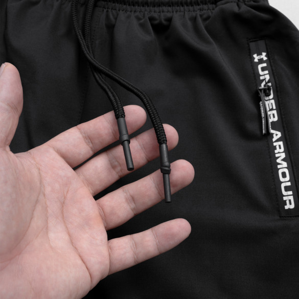 Chụp ảnh concept quần short nam Under Armour